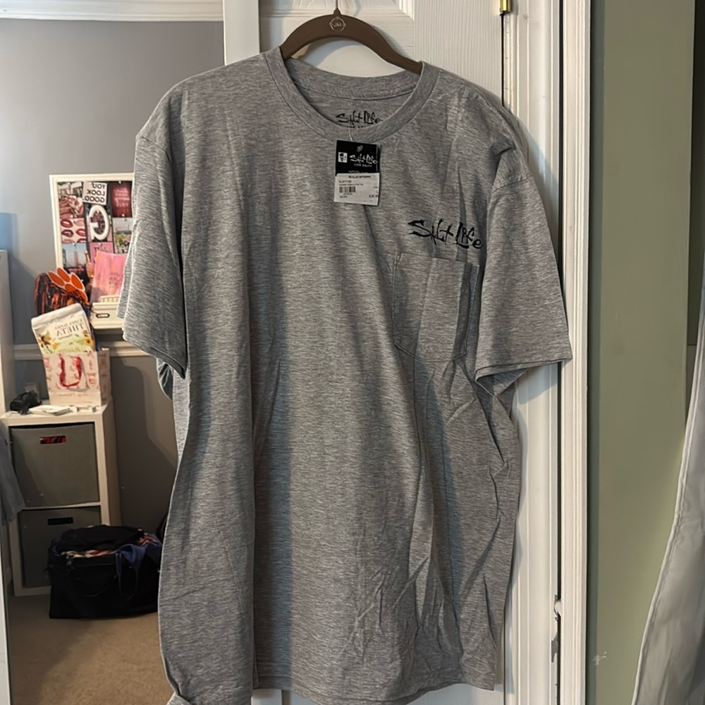 NWT Salt Life Tshirt large
